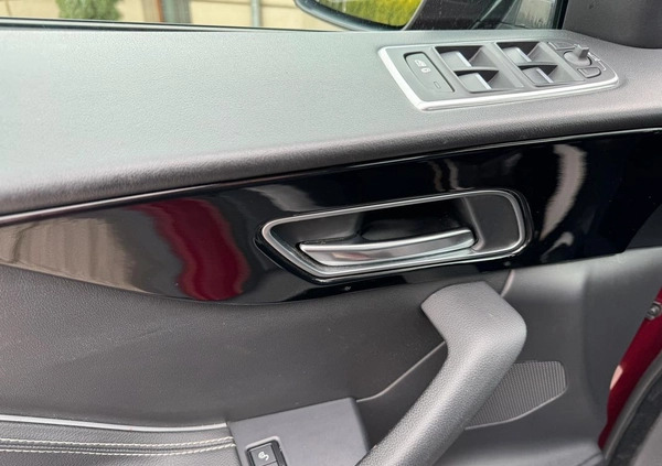 Jaguar F-Pace cena 125000 przebieg: 78600, rok produkcji 2016 z Olsztyn małe 106
